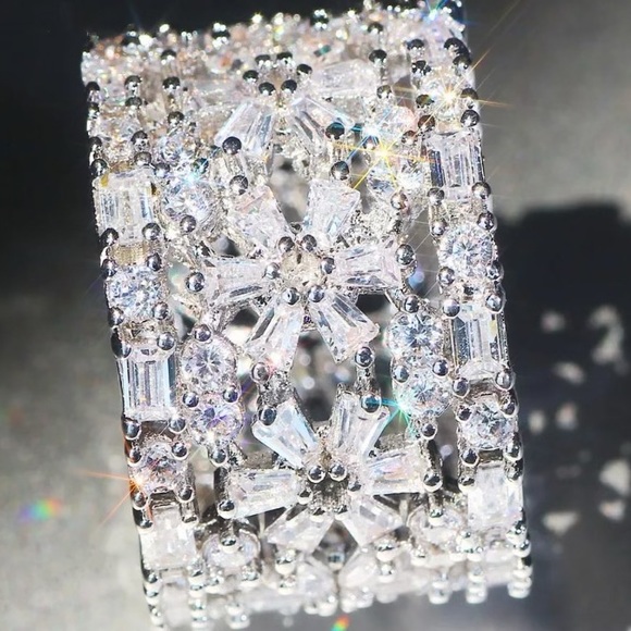 18K white gold diamond ring ๐ - Picture 3 of 5